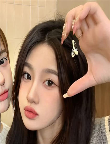 人物深度分析：《寿司与全球渔获》中的表演细节的精准把握与艺术处理 感受人物塑造的匠心